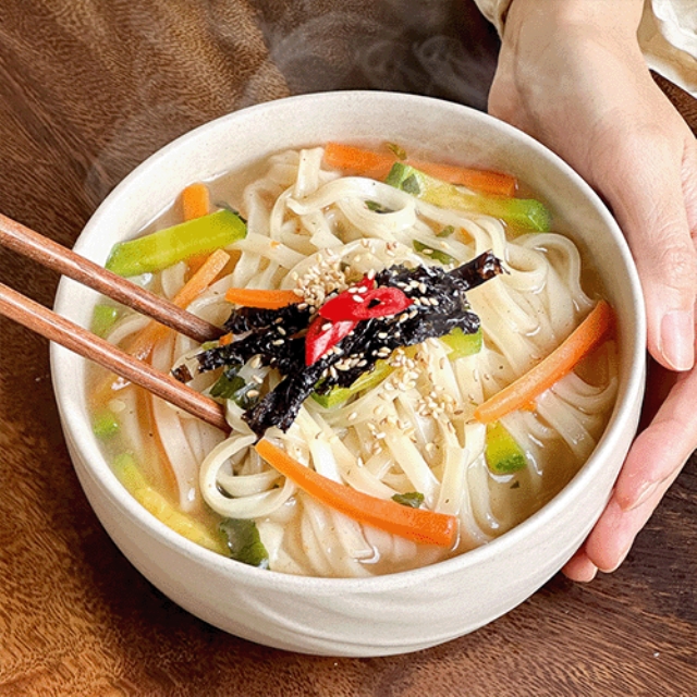 26년전통맛집 명장 수제비 칼국수